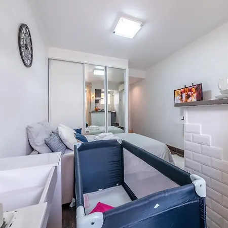 Beau à 50m De La Appartement